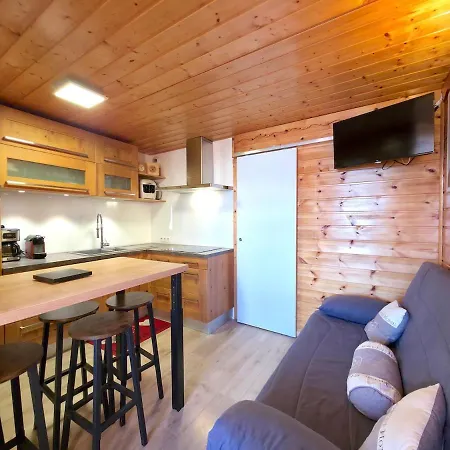 Apartman Equipe Et Paisible - Garage Prive Huez