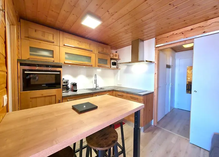 équipé Et Paisible - Garage Privé * Huez